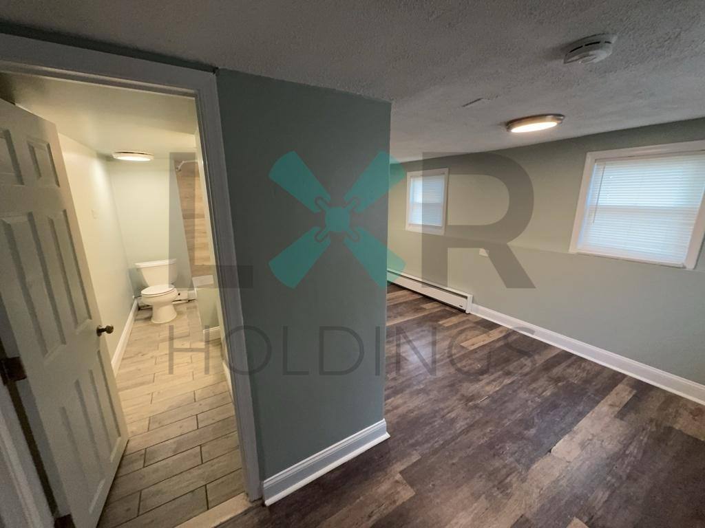 Apartment for rent at 101 White Ave #1C, Marcus Hook, PA 19061