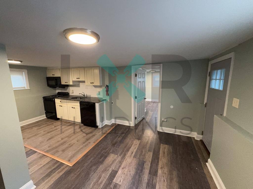 Apartment for rent at 101 White Ave #1C, Marcus Hook, PA 19061