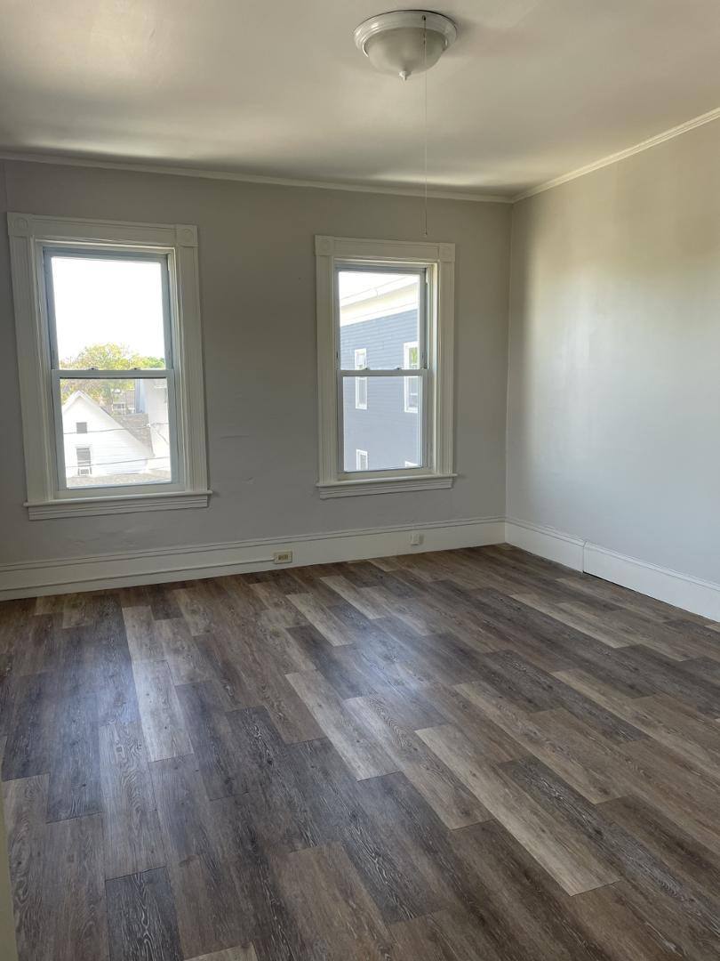 Apartment for rent at 681 Grove St #681-3, Manchester, NH 03103