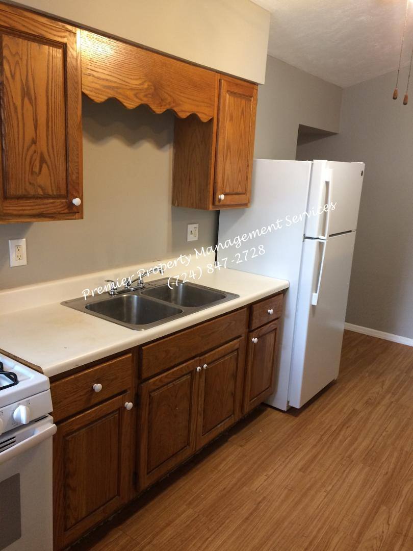 Apartment for rent at 699 Olive Lane #3-1, Ambridge, PA 15003