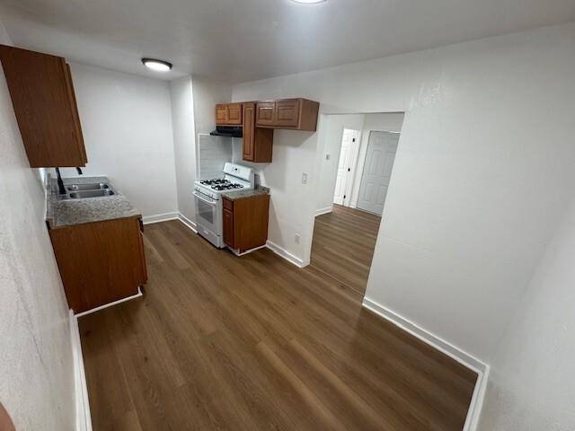 House for rent at 2019 E Imperial Highway, Los Angeles, CA 90059
