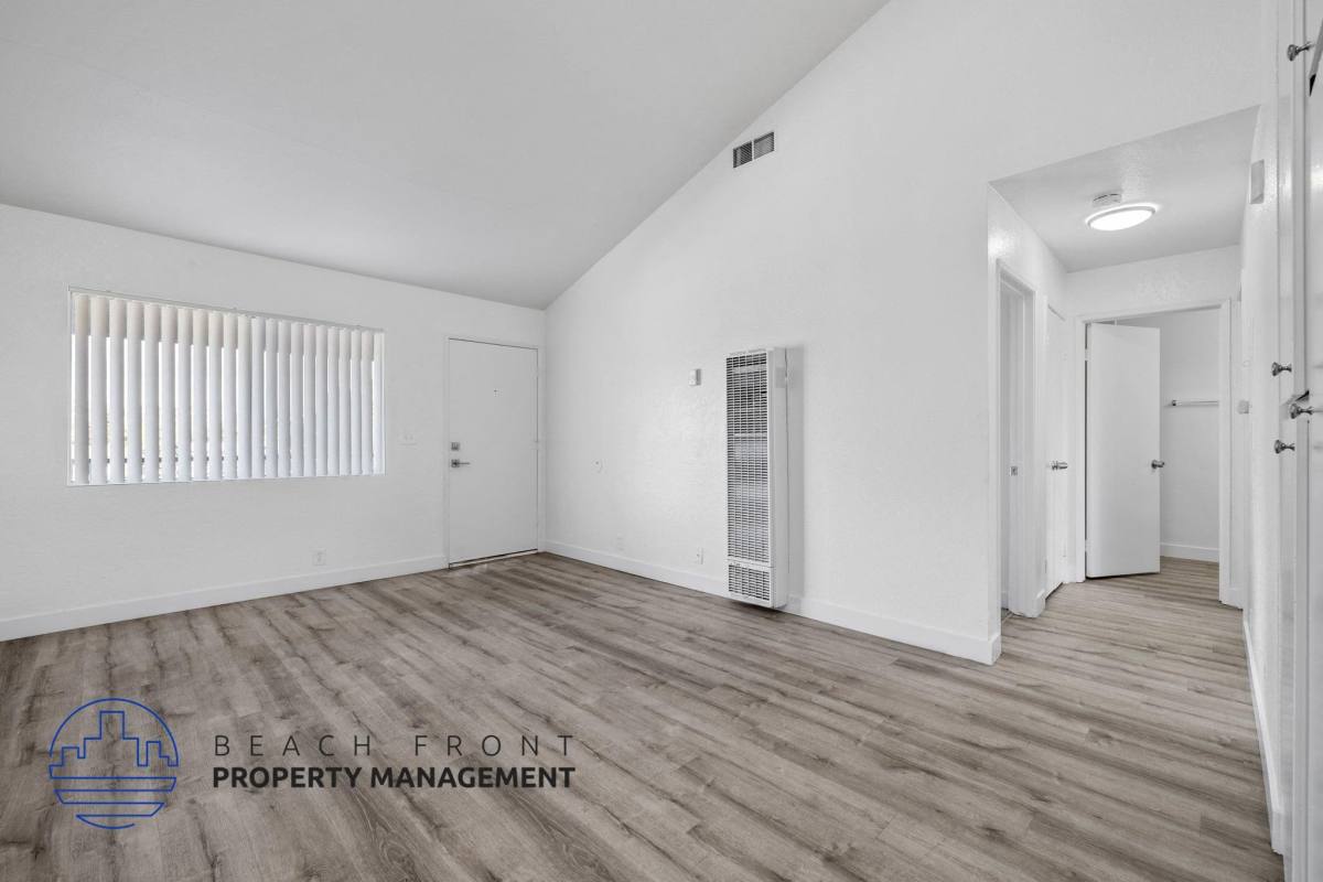 Apartment for rent at 1375 Temple Ave #6, Long Beach, CA 90804