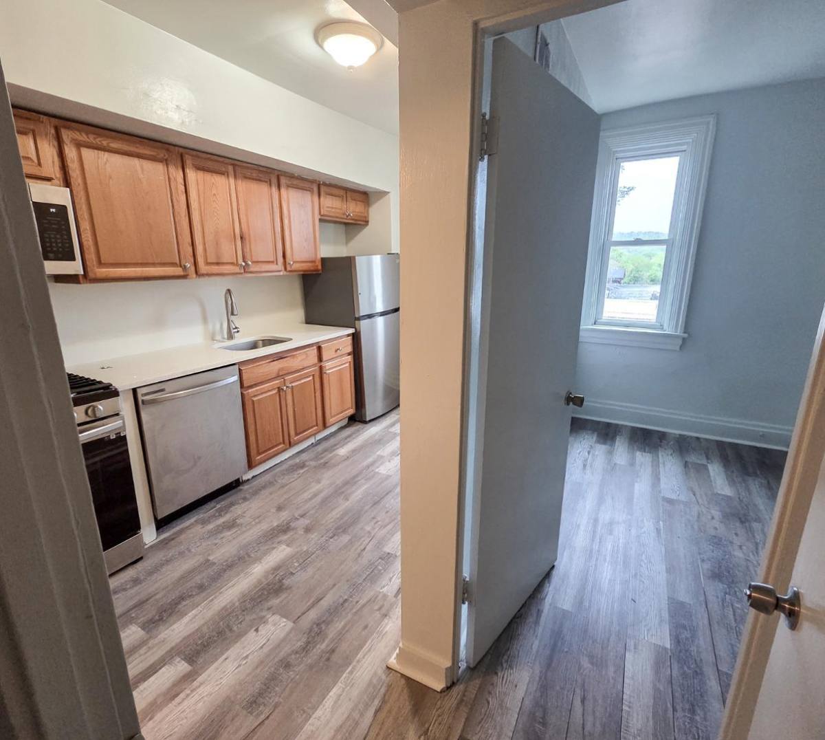 Apartment for rent at 621 Lincoln Ave #6, Pittsburgh, PA 15206