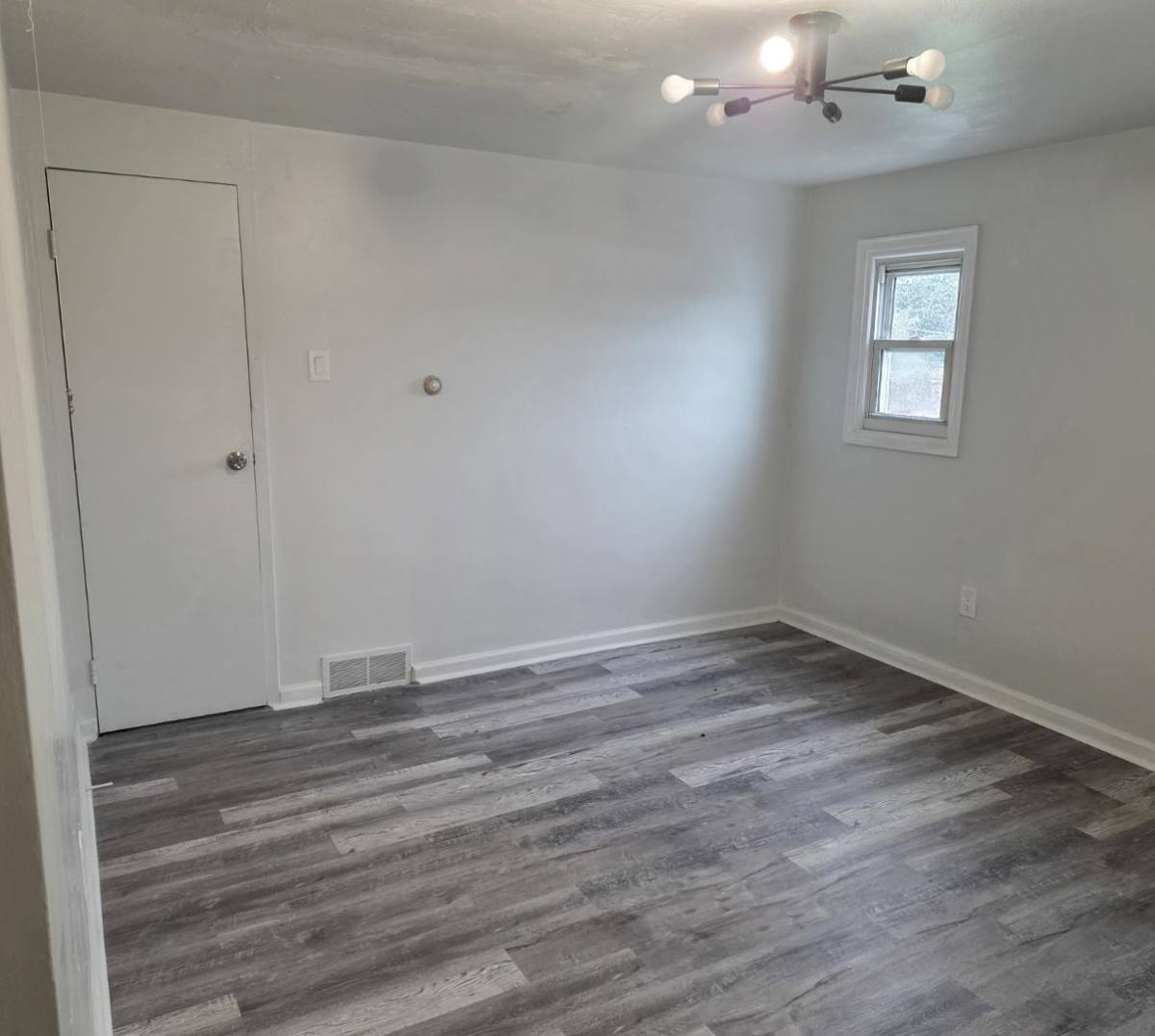Apartment for rent at 621 Lincoln Ave #6, Pittsburgh, PA 15206