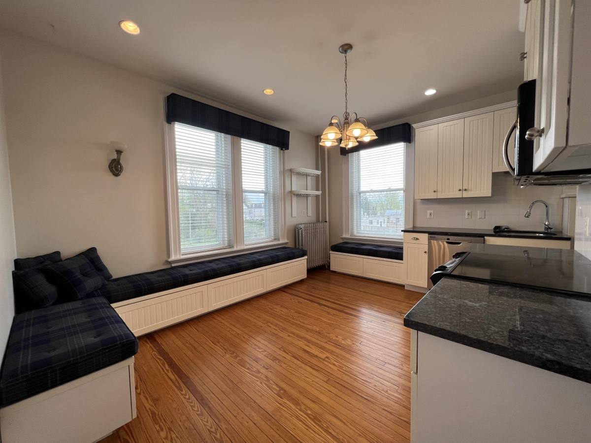 Apartment for rent at 400 N Potomac St, Hagerstown, MD 21740