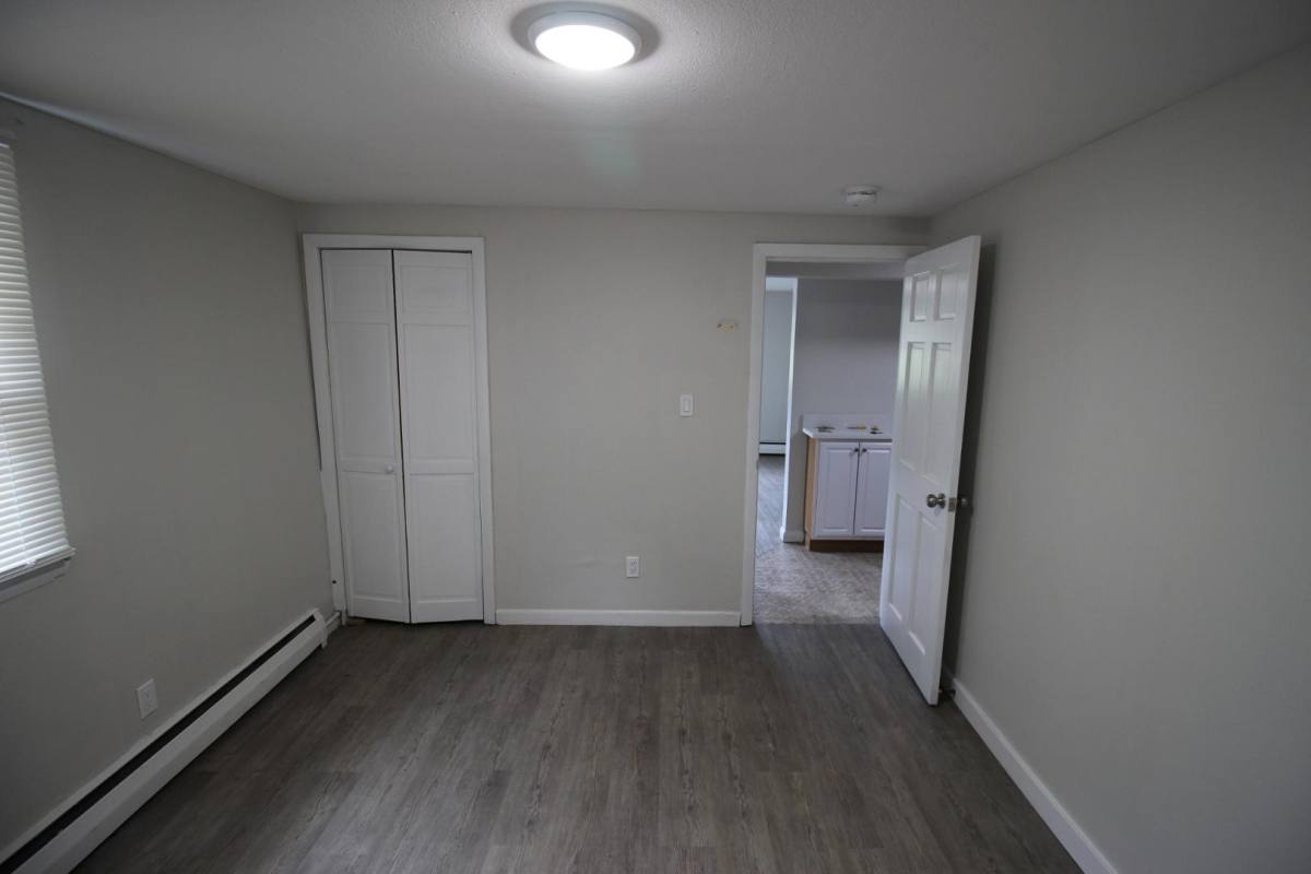 Apartment for rent at 997 Broadway, Raynham, MA 02767