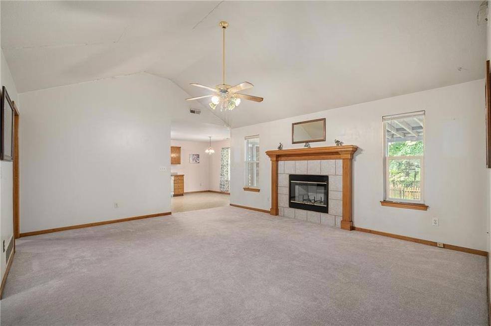 House for rent at 2305 Brett Dr, Lawrence, KS 66049