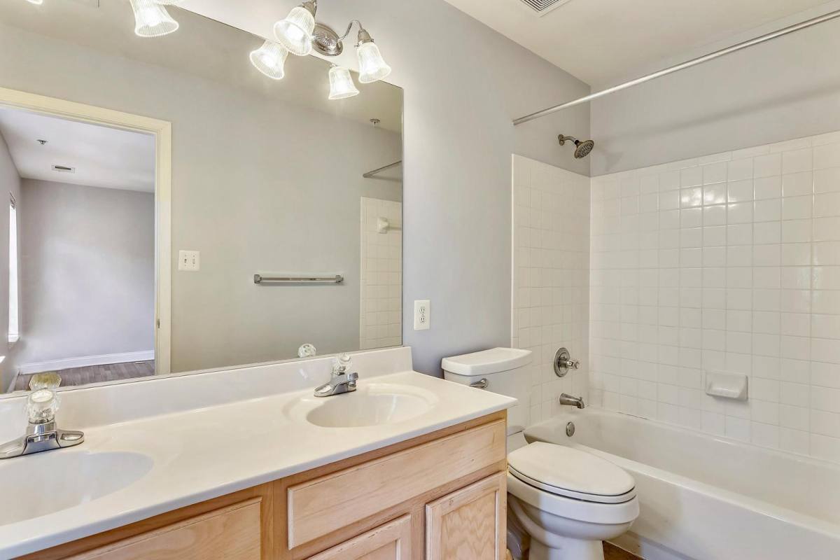 Townhouse for rent at 147 Pasture Side Way, Rockville, MD 20850