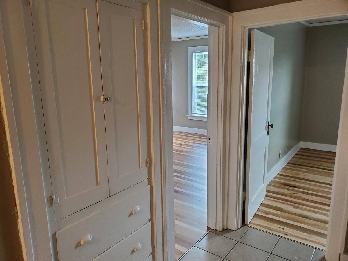 Apartment for rent at Sunnyslope, 1621 Fairchild #LOFT, Manhattan, KS 66502