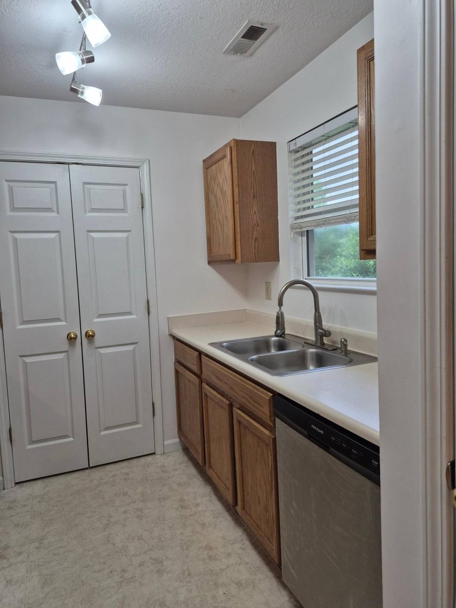 Condo for rent at Covington Crossing, 105 Olde Covington Way #105, Arden, NC 28704