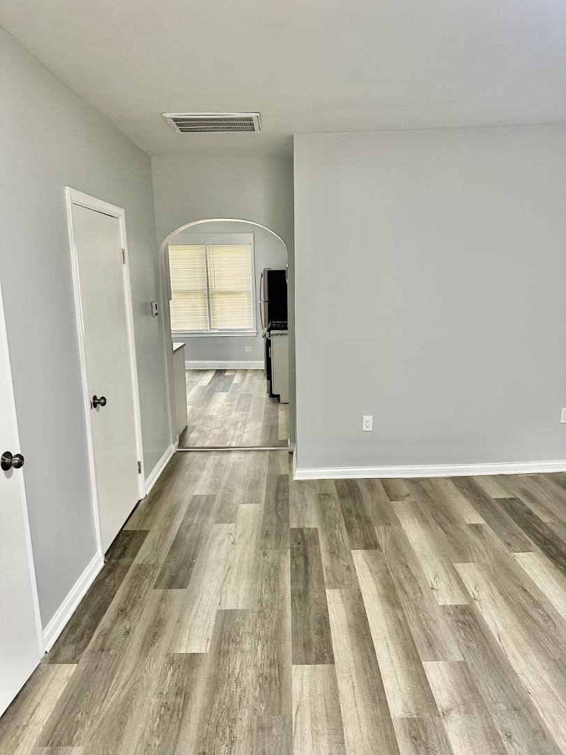 Apartment for rent at 1917 W 21st St #2F, Chicago, IL 60608