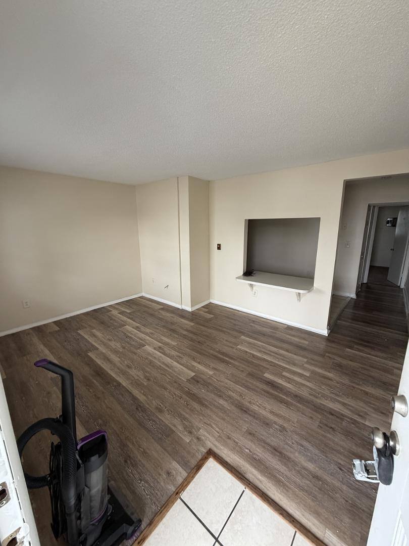 123 W 7th Ave #2, Ranson, WV 25438