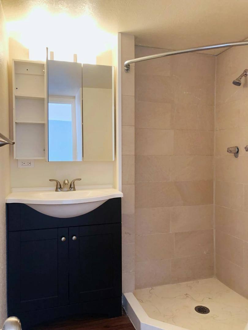 Apartment for rent at Kewalo, 1442 Kewalo St #401, Honolulu, HI 96822