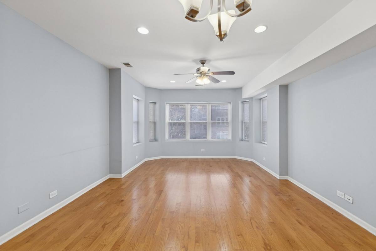 Apartment for rent at 9222 S Laflin St #3N, Chicago, IL 60620