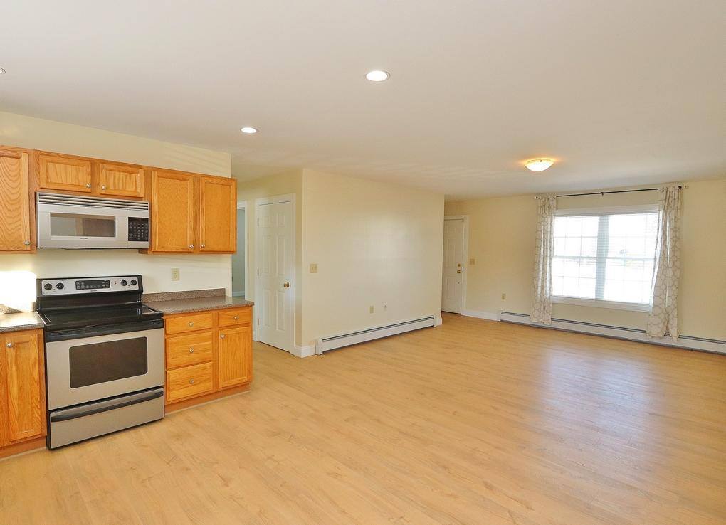 Apartment for rent at 94 Streamside Lane #31, Bangor, ME 04401