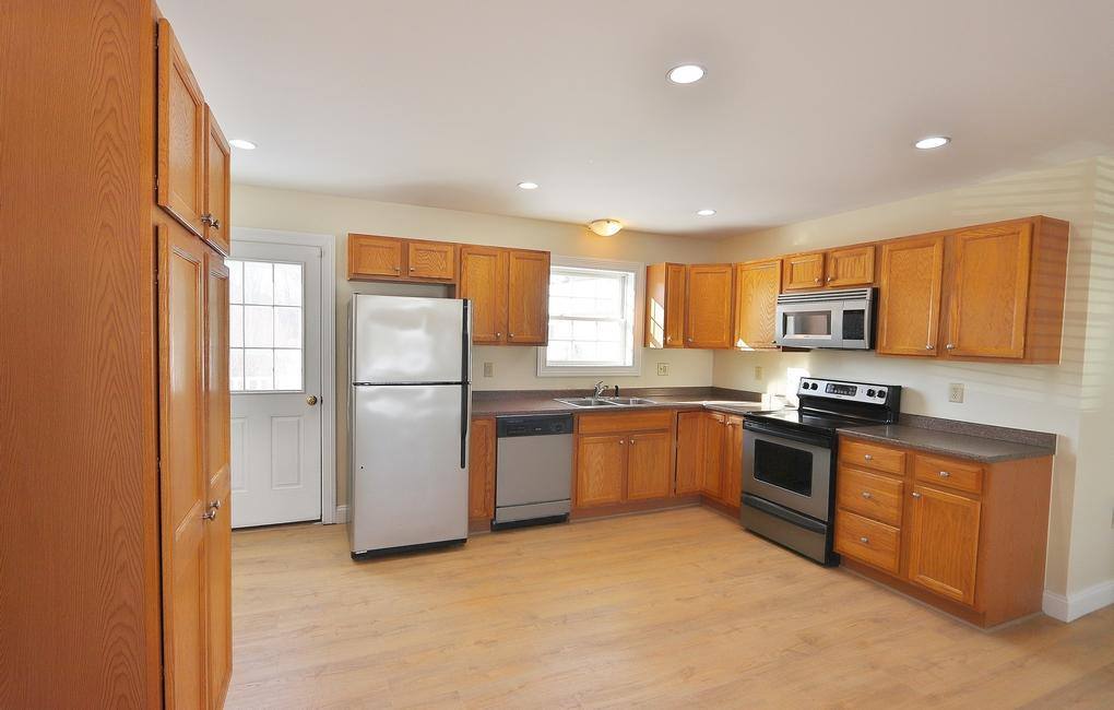 Apartment for rent at 94 Streamside Lane #31, Bangor, ME 04401