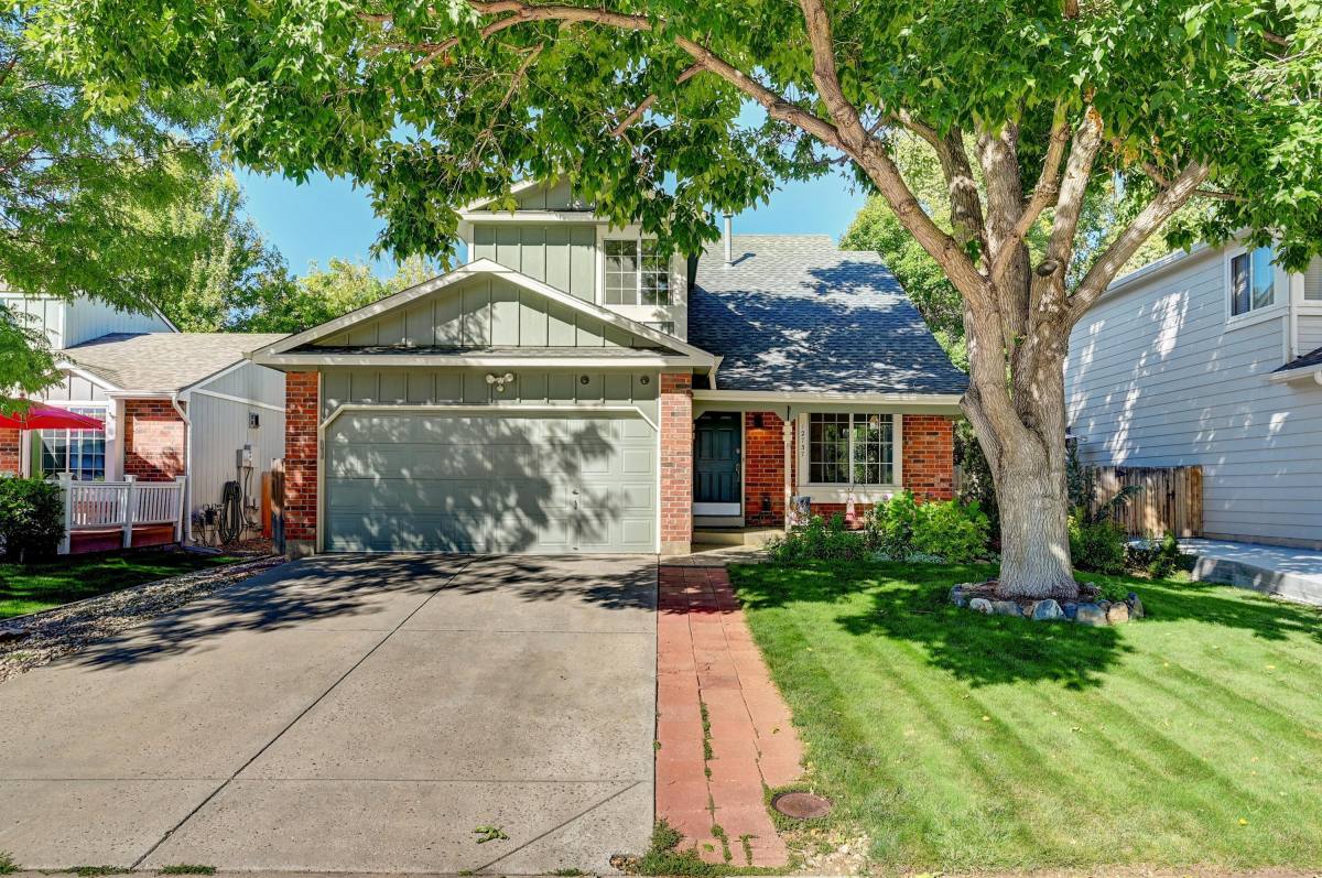 House for rent at 12737 W Aqueduct Dr, Littleton, CO 80127