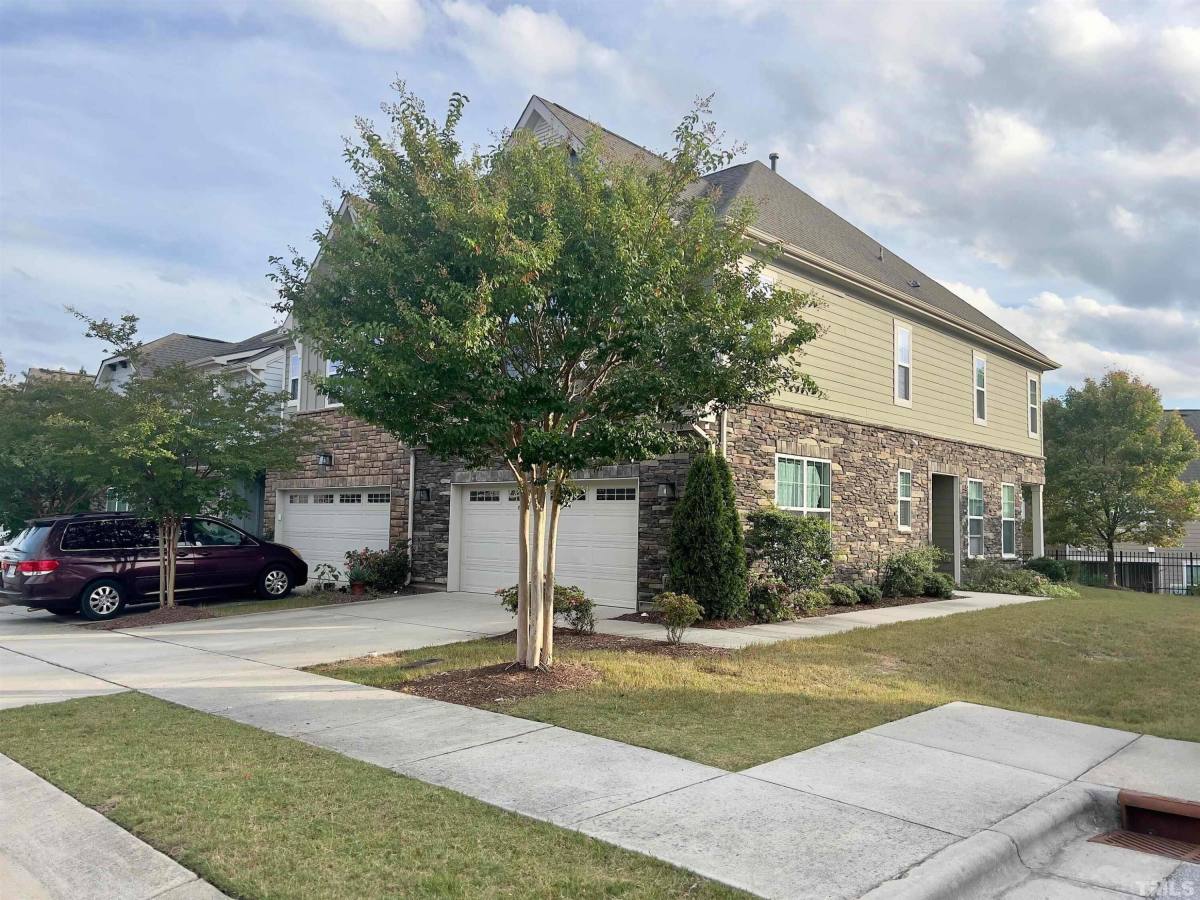 Townhouse for rent at 718 McRae Rd, Cary, NC 27519
