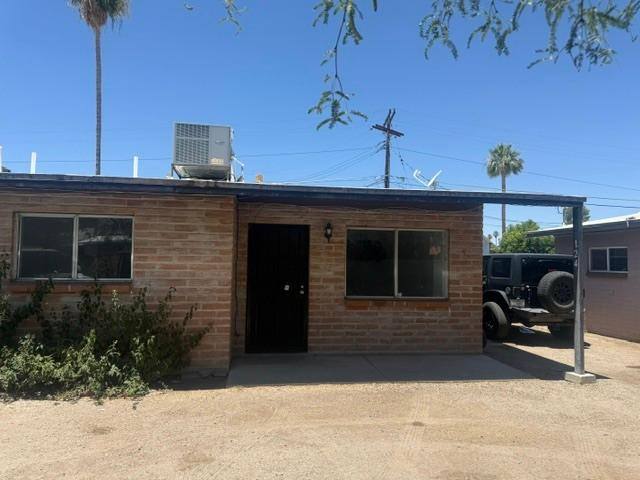 Apartment for rent at 124 W Pastime Rd, Tucson, AZ 85705