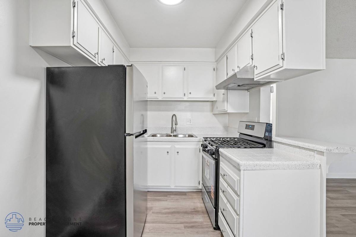 Apartment for rent at La Rue, 8721 Imperial Highway 135, Downey, CA 90242