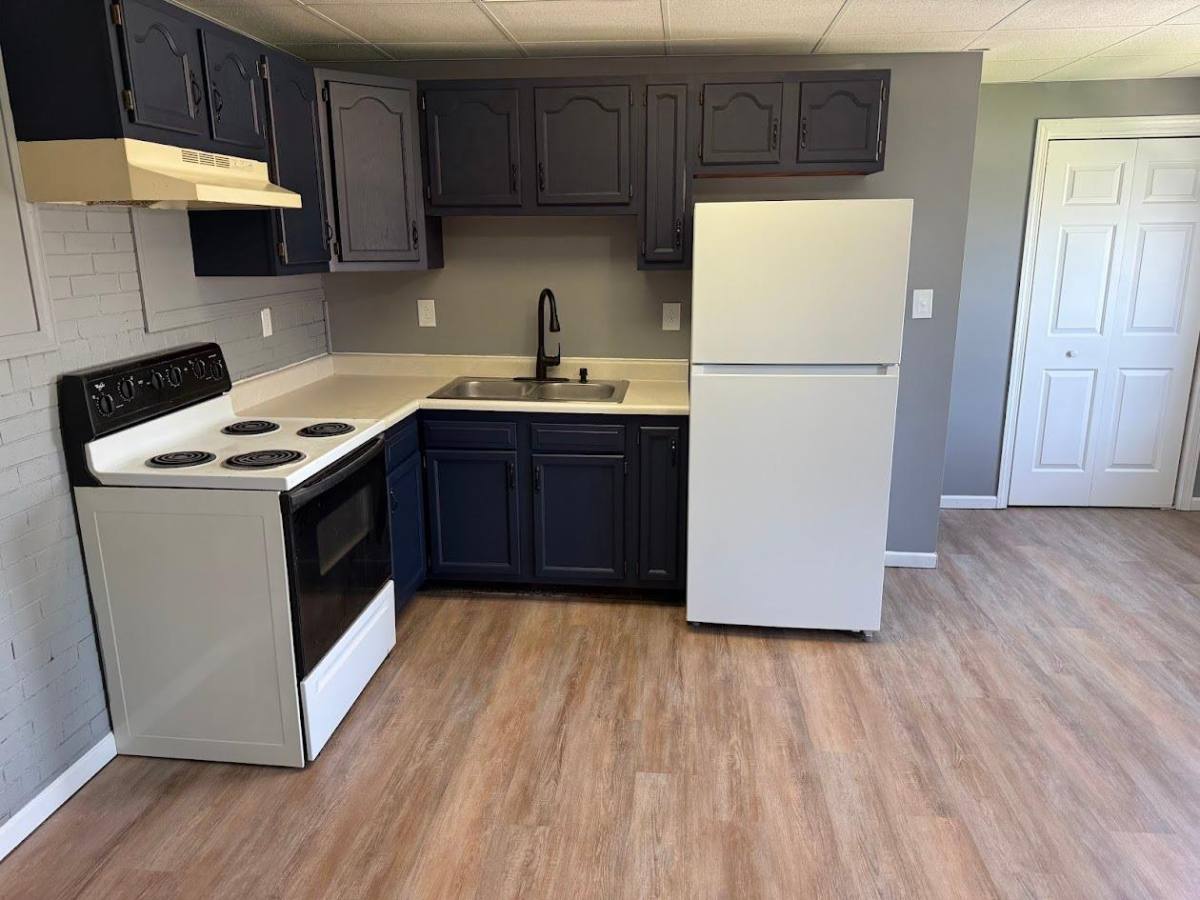 Apartment for rent at 1109 S Main St #210, Kokomo, IN 46902