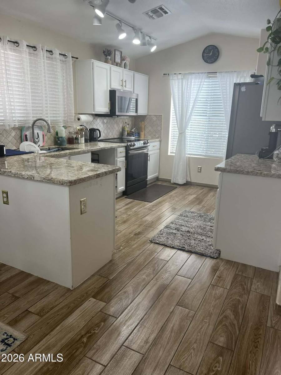 House for rent at 6806 N 77th Dr, Glendale, AZ 85303
