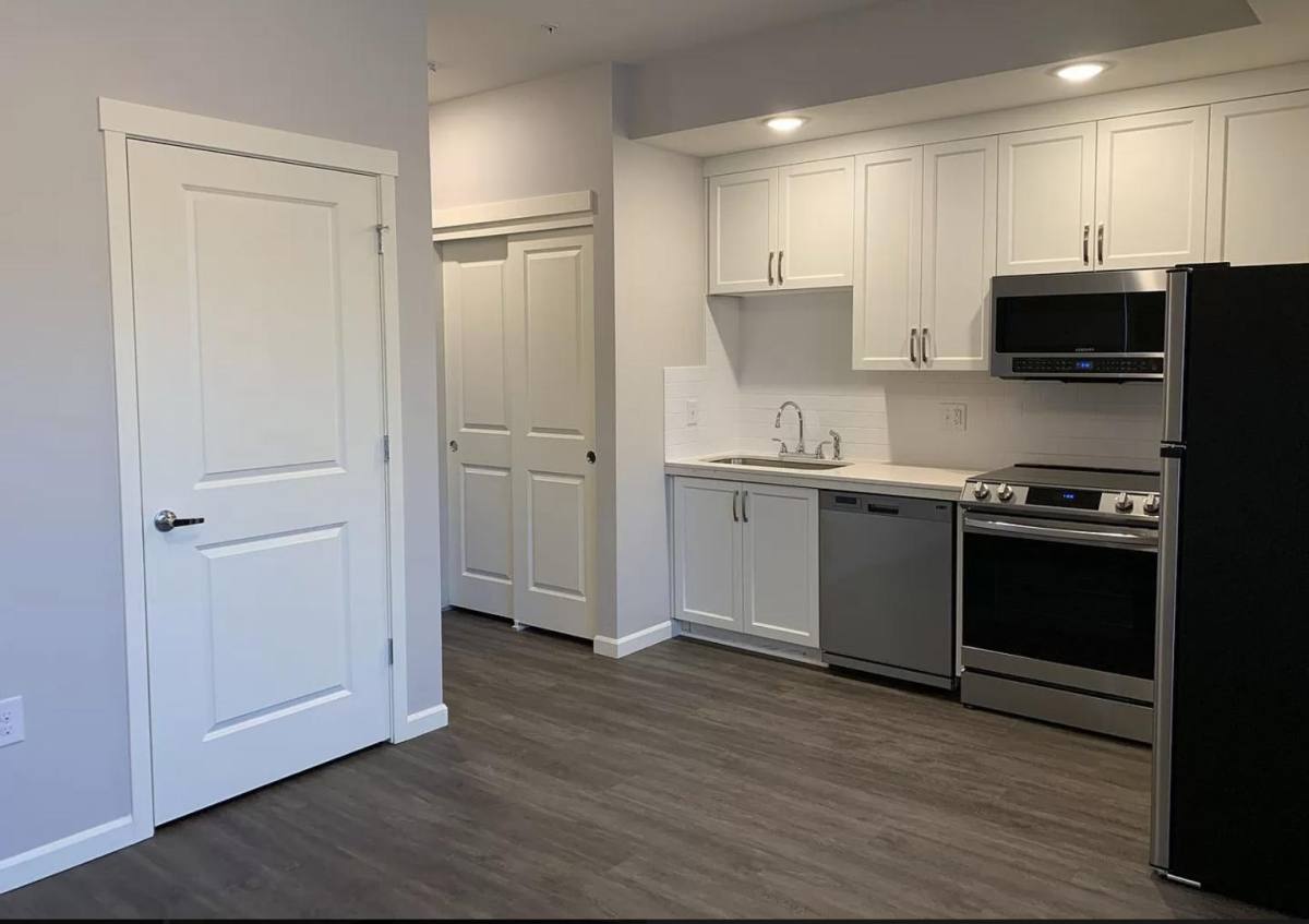 Apartment for rent at Wilburton, 6580 N Greenwich Ave #1, Portland, OR 97217