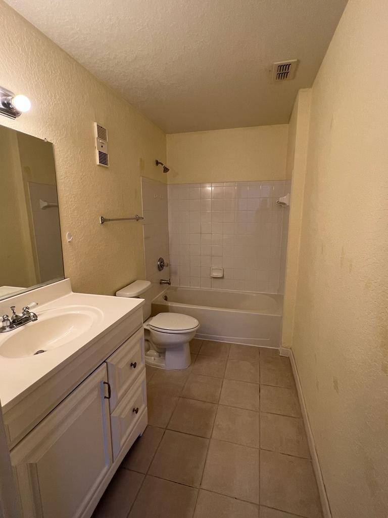 Condo for rent at Plantation Park Condominiums, 13025 Mulberry Park Dr #311, Orlando, FL 32821