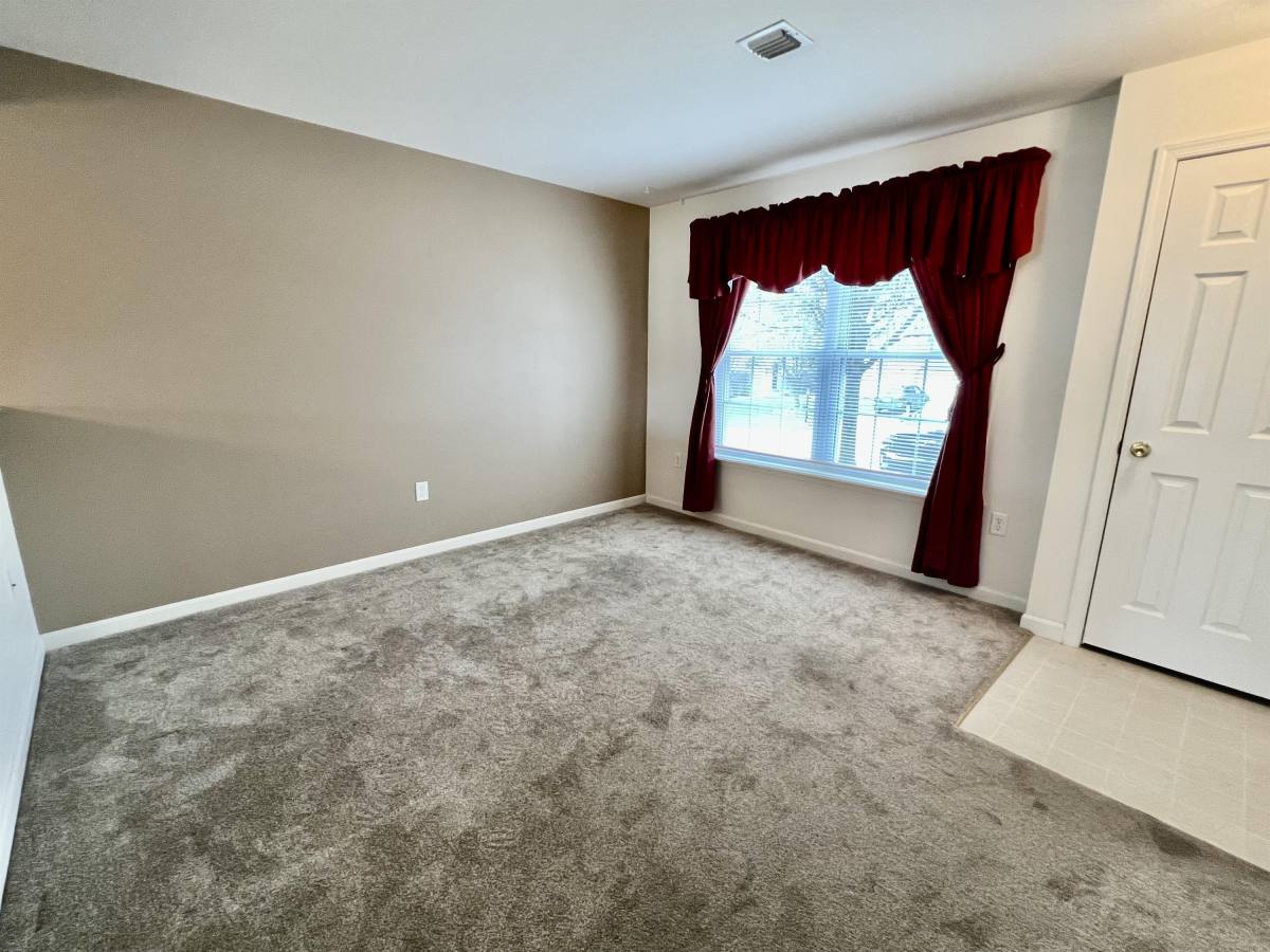Townhouse for rent at Deer Path Woods, 136 Hiddenwood Dr #1, Harrisburg, PA 17110