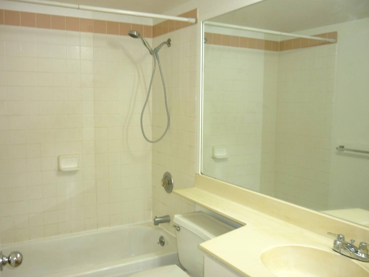 House for rent at Village on the Green, 94-828 Lumiauau St #M102, Waipahu, HI 96797