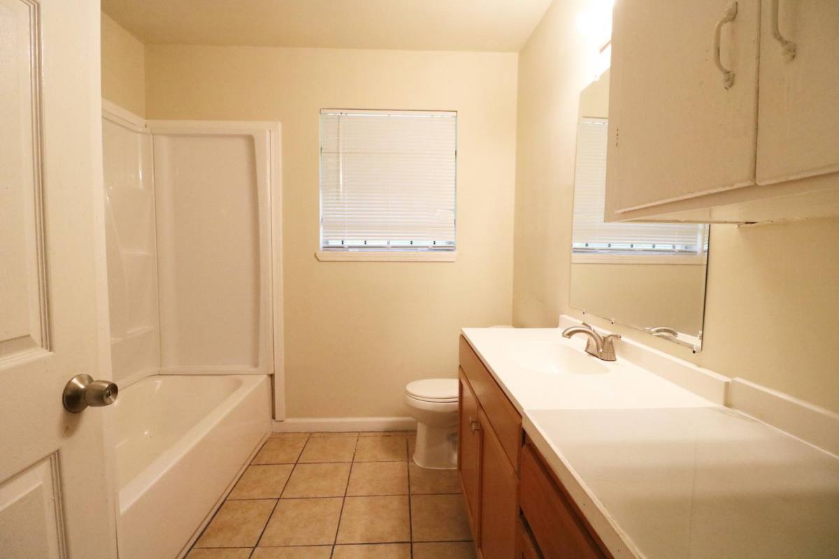 House for rent at Lake Forest, 9526 Balsam Lane, Houston, TX 77078