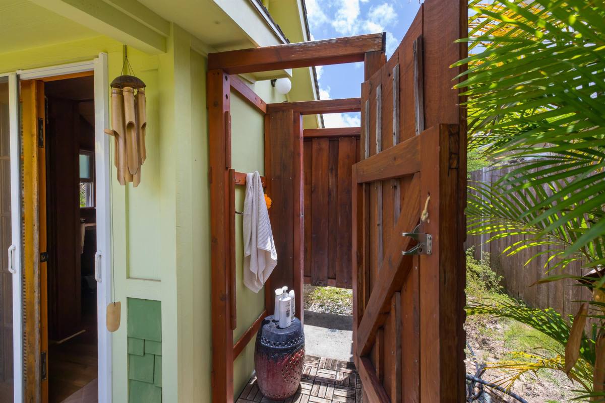 House for rent at Kailua Coconut Grove, 146 Maluniu Ave #OHANA, Kailua, HI 96734