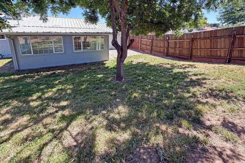 House for rent at 7827 Glen Tree Dr, Citrus Heights, CA 95610