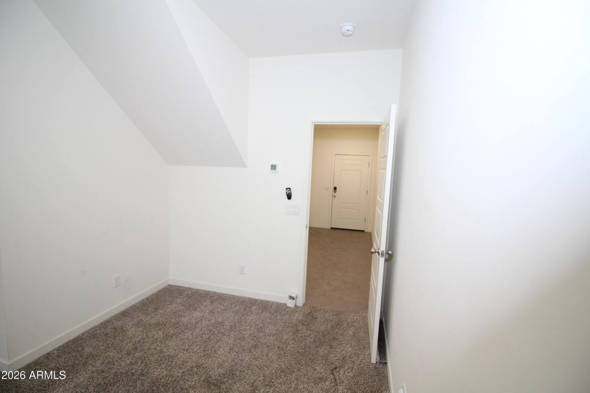 Townhouse for rent at 2215 W Harmont Dr, Phoenix, AZ 85021