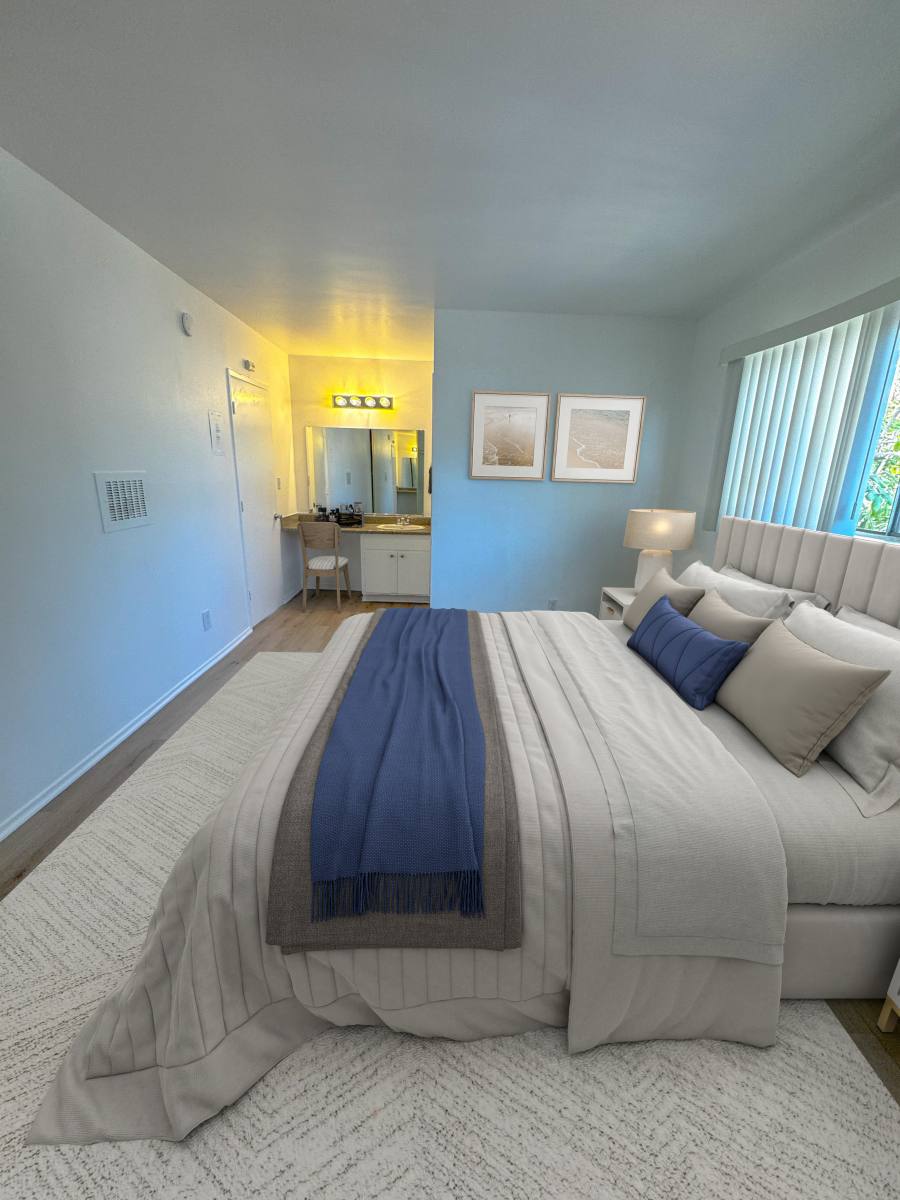 Apartment for rent at 2712 Abbot Kinney Blvd, Venice, CA 90291