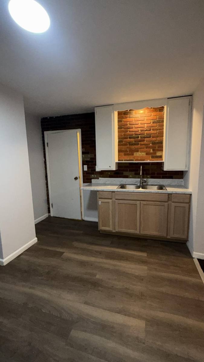 House for rent at 1708 W 7th St, Anderson, IN 46016