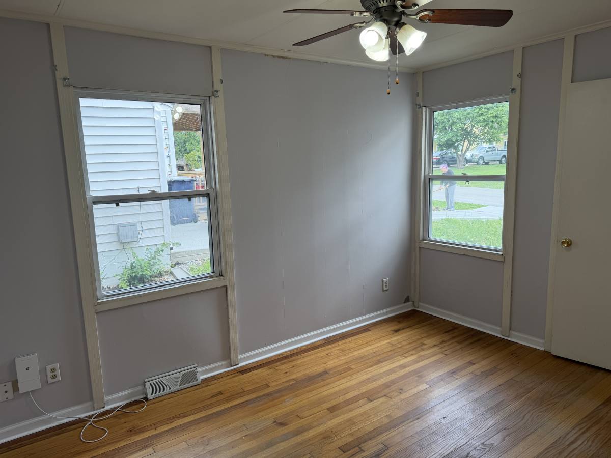 House for rent at 918 NE 44th Terrace, Kansas City, MO 64119
