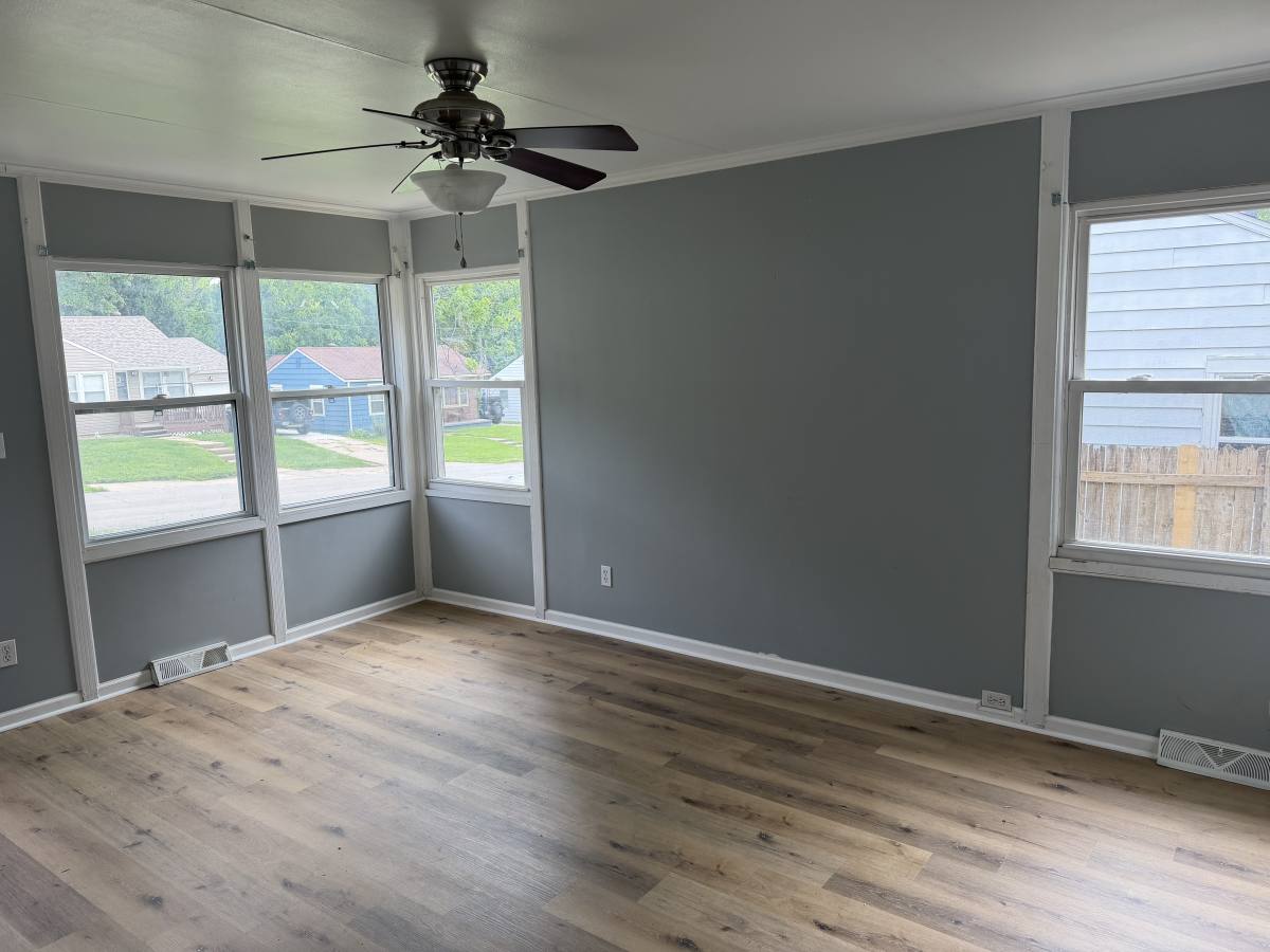House for rent at 918 NE 44th Terrace, Kansas City, MO 64119
