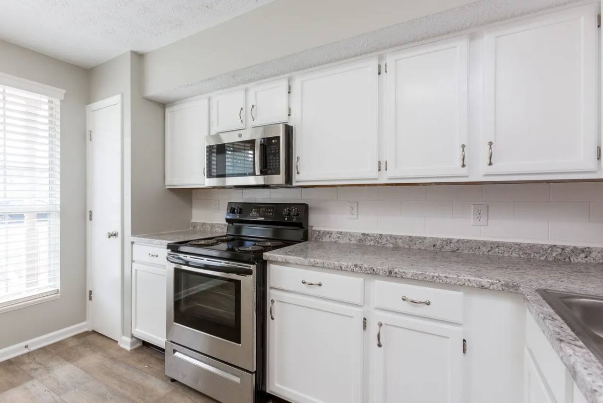 Townhouse for rent at Dunbar Townhomes, 291 Dunbar Cave Rd, Clarksville, TN 37043