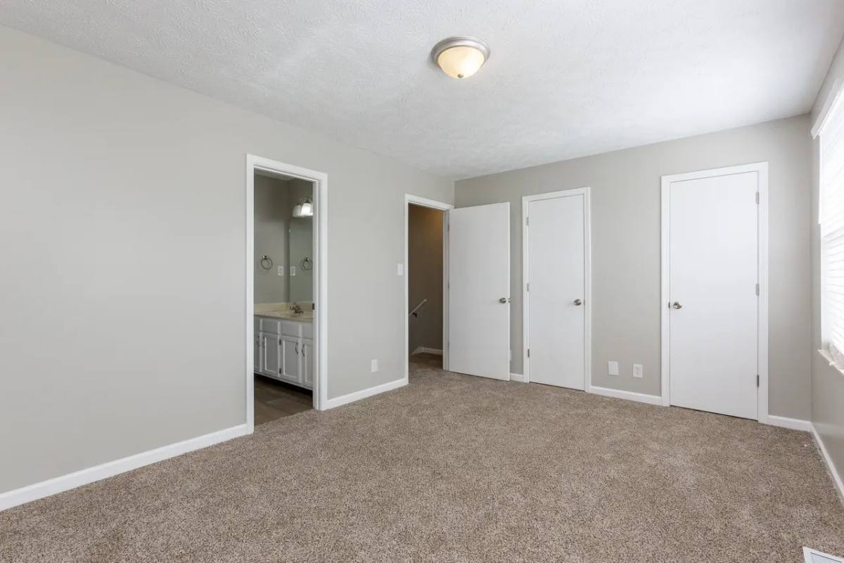 Townhouse for rent at Dunbar Townhomes, 291 Dunbar Cave Rd, Clarksville, TN 37043