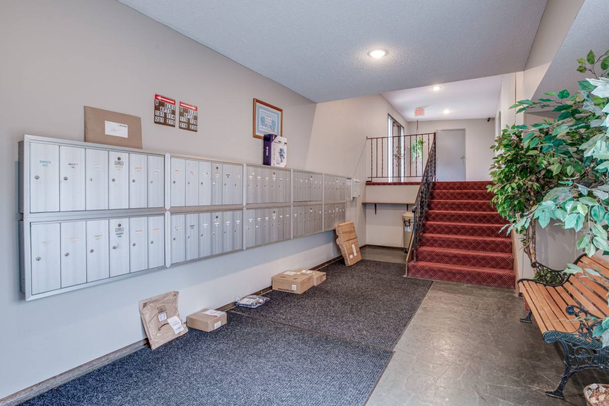 Apartment for rent at 77 Coulee Rd, Hudson, WI 54016