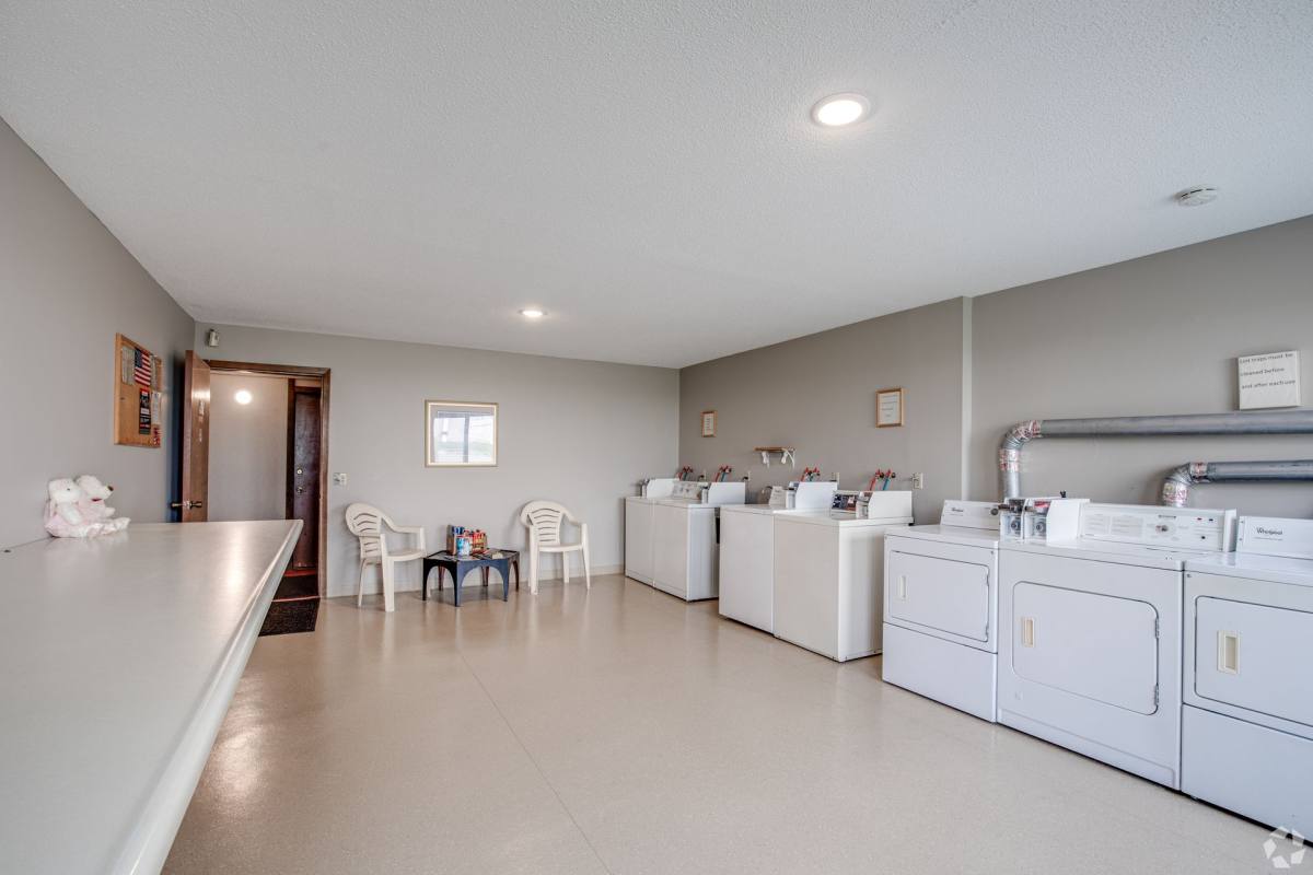 Apartment for rent at 77 Coulee Rd, Hudson, WI 54016