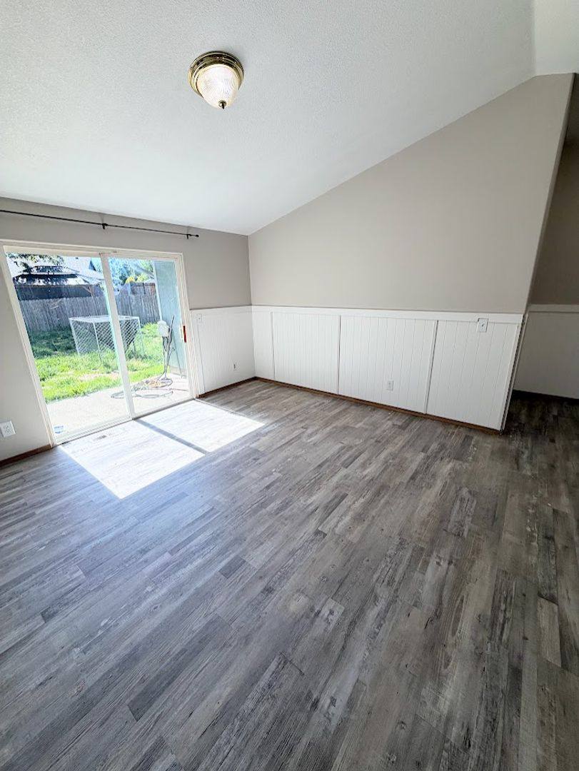 House for rent at 5188 Perry St, Salem, OR 97303