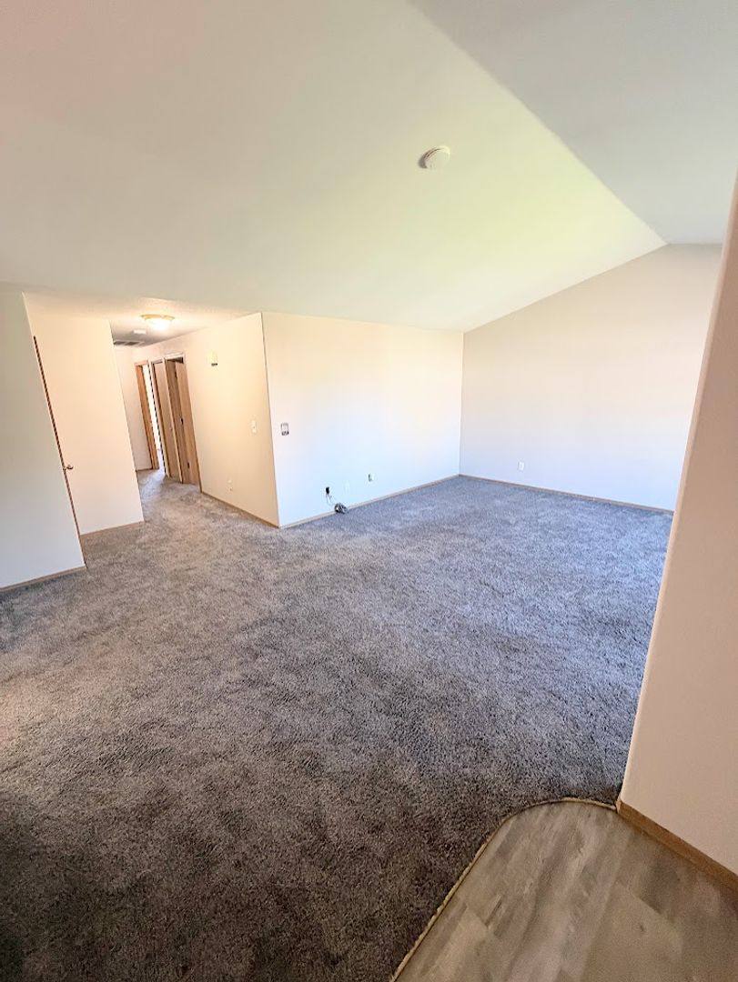 House for rent at 5188 Perry St, Salem, OR 97303