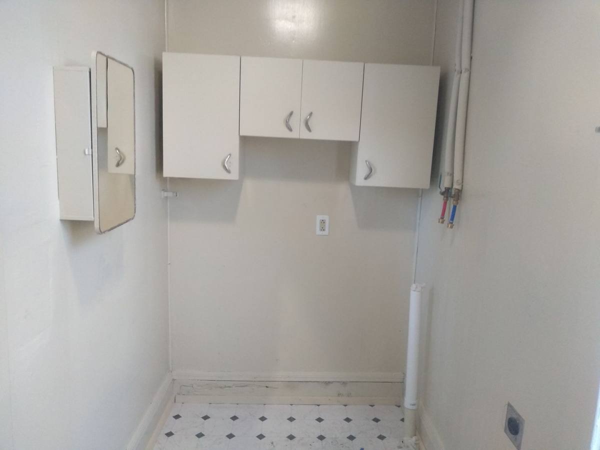 Apartment for rent at 515 Lee Ave, Clarksburg, WV 26301