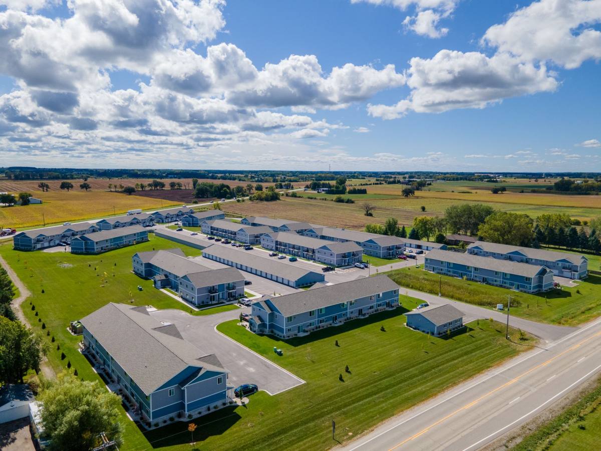 Apartment for rent at 4105 State Rd, Oshkosh, WI 54904