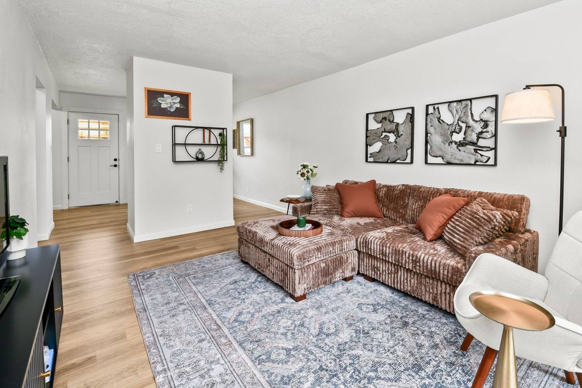 Apartment for rent at 2035 S Florence Ave, Springfield, MO 65807