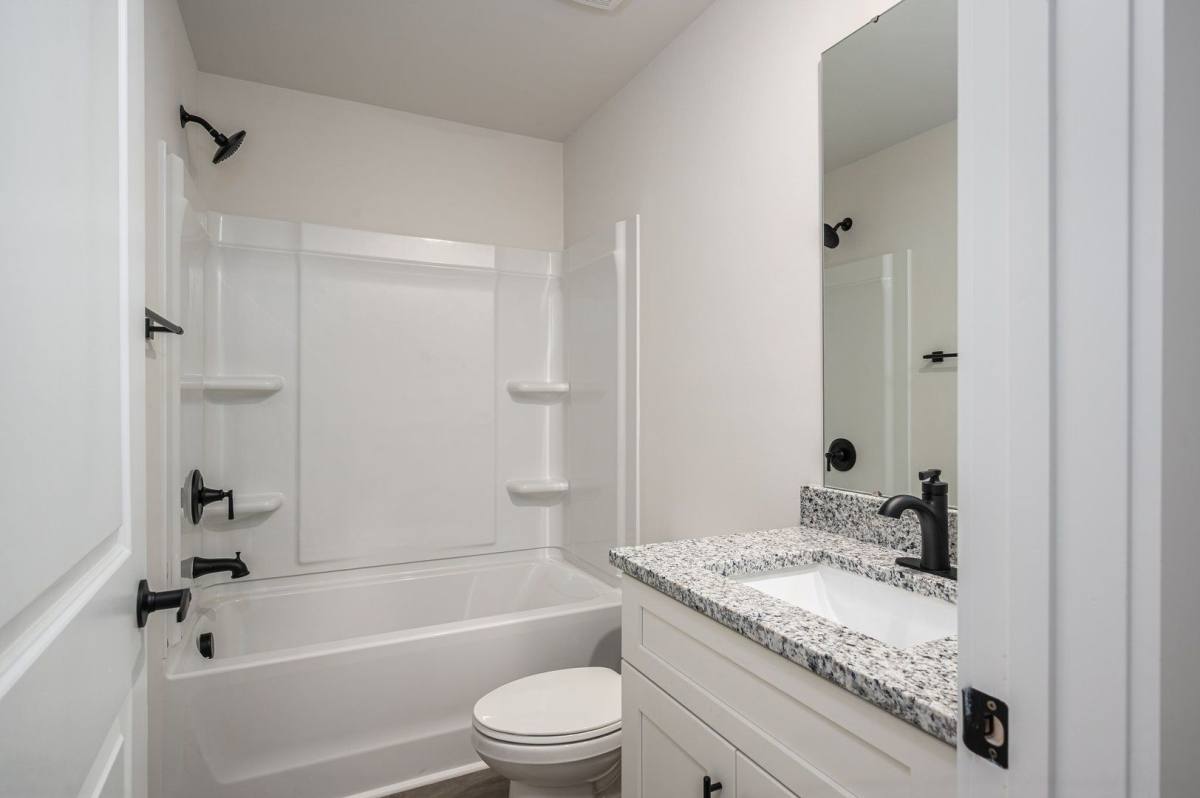 Townhouse for rent at 22nd St SW, Hickory, NC 28602