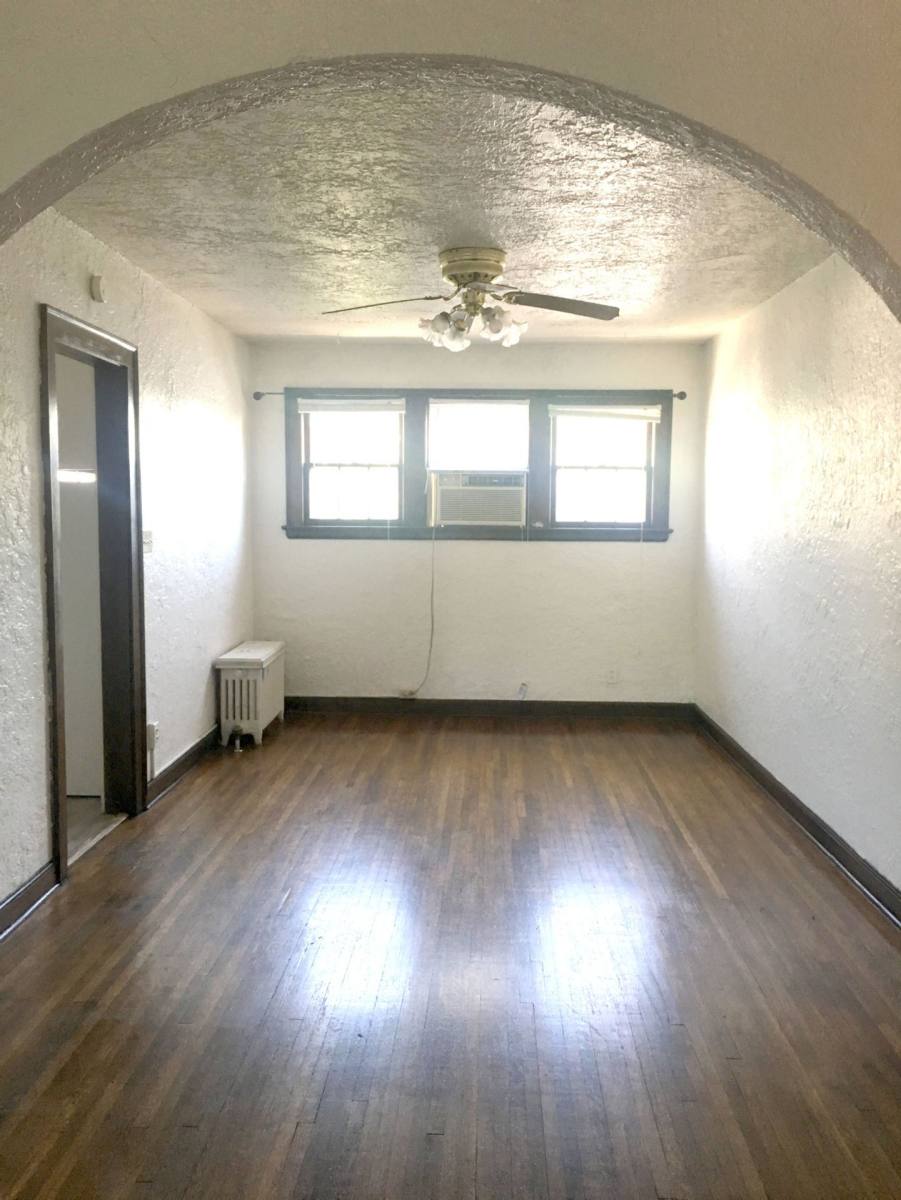 Apartment for rent at 4817-4821 Chicago St, Omaha, NE 68132