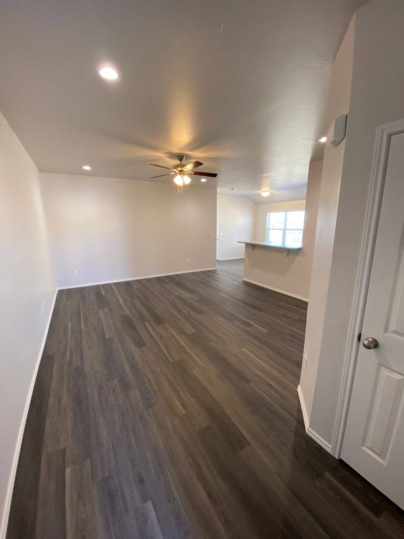 House for rent at 11708 NW 96th St, Yukon, OK 73099